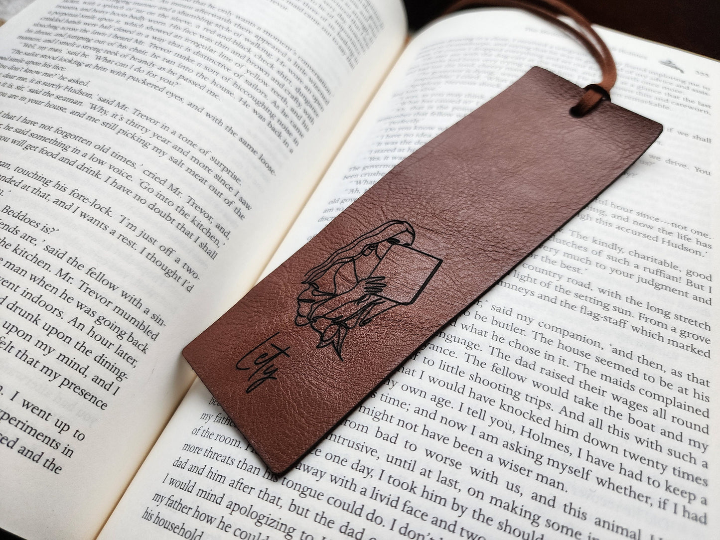Custom Leather Bookmark | Gifts for her | Book Lovers