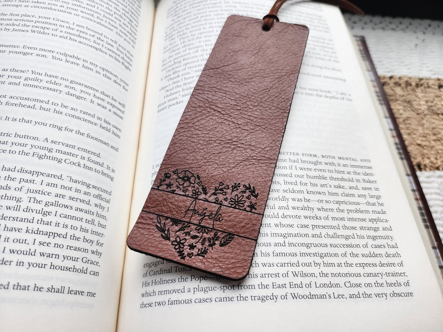 Hearts Custom Leather Bookmark | Gifts for her | Book Lovers